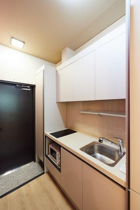 The Cove Seongsan studio kitchen, ready to use on move-in